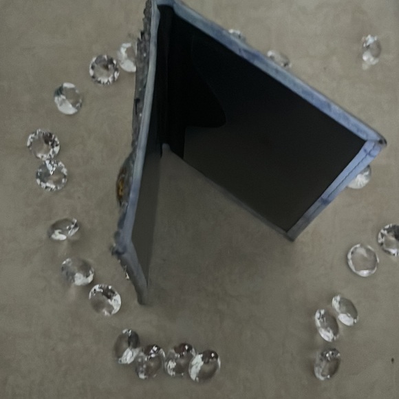 Custom passport book - Picture 2 of 2